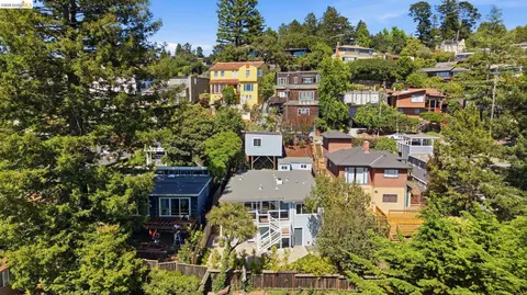 View/Area - 1464 Olympus Ave, Berkeley, CA 94708 photo 2 of 8