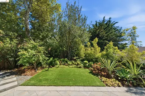 Exterior - 1464 Olympus Ave, Berkeley, CA 94708 photo 11 of 14