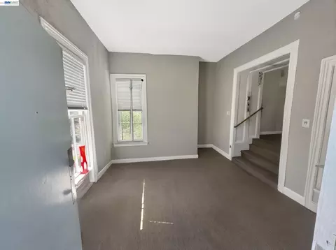 Entry Way - 834 Georgia St, Vallejo, CA 94590 photo 2 of 2
