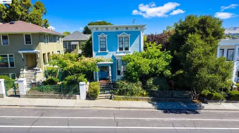 Exterior - 834 Georgia St, Vallejo, CA 94590 photo 2 of 15