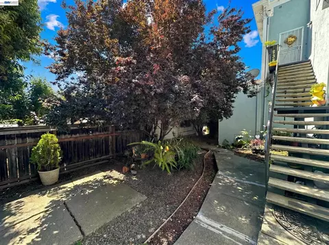 Exterior - 834 Georgia St, Vallejo, CA 94590 photo 11 of 15