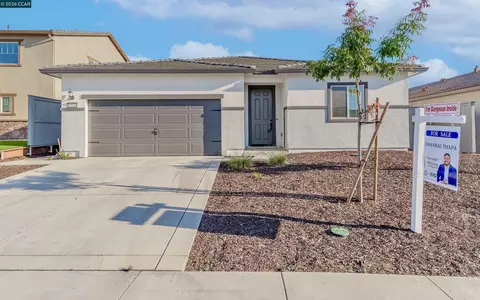 12636 Patagonian Way, Rancho Cordova, CA 95742
