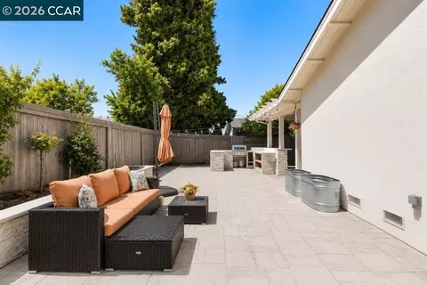Exterior - 6844 Lancaster Rd, Dublin, CA 94568 photo 6 of 10