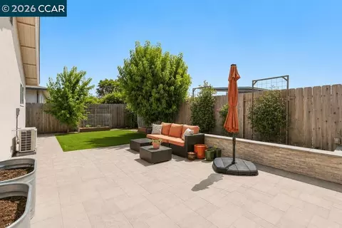 Exterior - 6844 Lancaster Rd, Dublin, CA 94568 photo 4 of 10