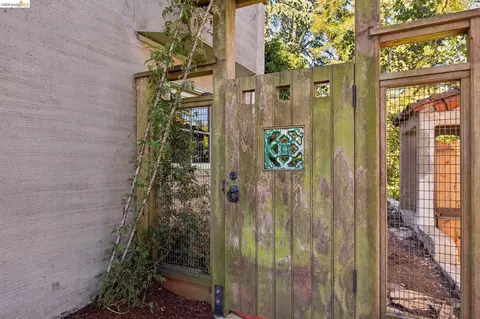 Exterior - 706 Hilldale Ave, Berkeley, CA 94708 photo 13 of 18