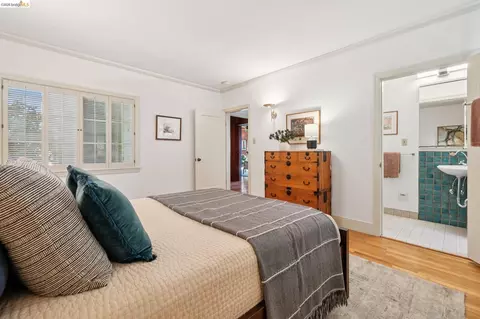 Bedroom - 706 Hilldale Ave, Berkeley, CA 94708 photo 2 of 8