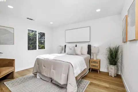 Bedroom - 263 Morello Ave, Martinez, CA 94553 photo 3 of 5