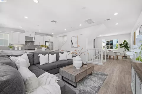 9137 Seawind Way, Newark, CA 94560