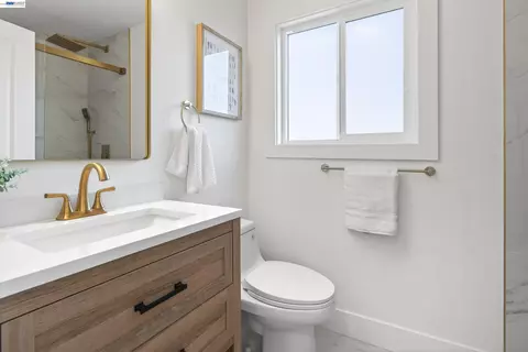 Bath - 36347 Colbert Pl, Newark, CA 94560 photo 1 of 7