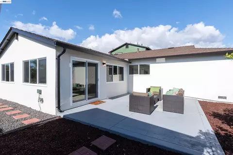 Exterior - 36347 Colbert Pl, Newark, CA 94560 photo 7 of 19