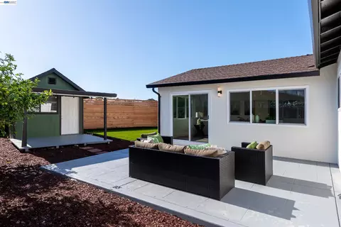 Exterior - 36347 Colbert Pl, Newark, CA 94560 photo 8 of 19