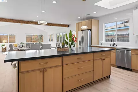 Kitchen - 36347 Colbert Pl, Newark, CA 94560 photo 3 of 9