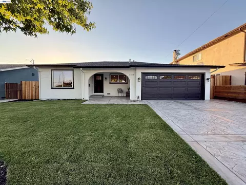 1323 Canton Dr, Milpitas, CA 95035