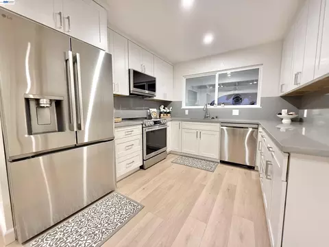 Kitchen - 1323 Canton Dr, Milpitas, CA 95035 photo 3 of 4