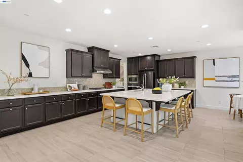 Kitchen - 4634 Mckenzie Ave, Tracy, CA 95377 photo 1 of 5