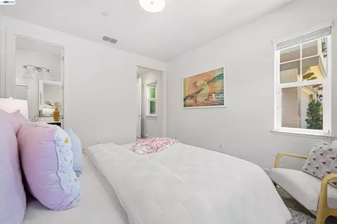 Bedroom - 4634 Mckenzie Ave, Tracy, CA 95377 photo 2 of 8