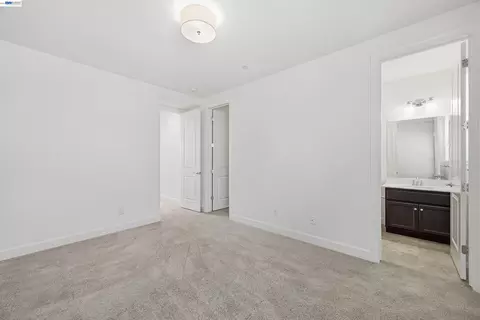 Bedroom - 4634 Mckenzie Ave, Tracy, CA 95377 photo 6 of 8