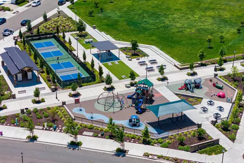 View/Area - 4634 Mckenzie Ave, Tracy, CA 95377 photo 3 of 7