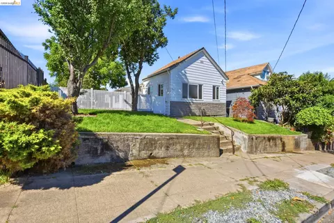 3007 Bona St, Oakland, CA 94601