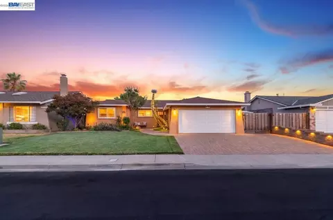 6252 Robin Ct, Pleasanton, CA 94588