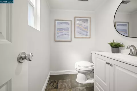 Bath - 737 Sunflower Ct, Concord, CA 94518 photo 4 of 4