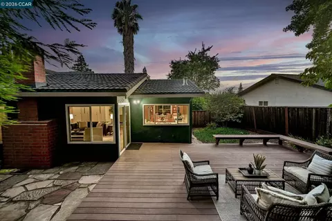 Exterior - 737 Sunflower Ct, Concord, CA 94518 photo 13 of 17
