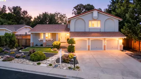 2704 Mohawk Cir, San Ramon, CA 94583