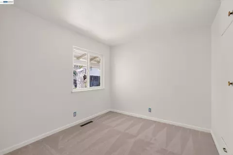 Bedroom - 36740 Theta Ct, Fremont, CA 94536 photo 4 of 7
