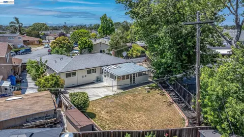 View/Area - 36740 Theta Ct, Fremont, CA 94536 photo 2 of 5