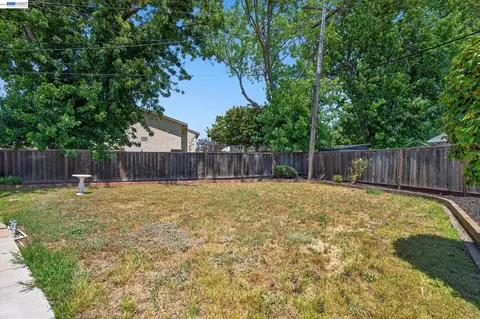 Exterior - 36740 Theta Ct, Fremont, CA 94536 photo 8 of 13