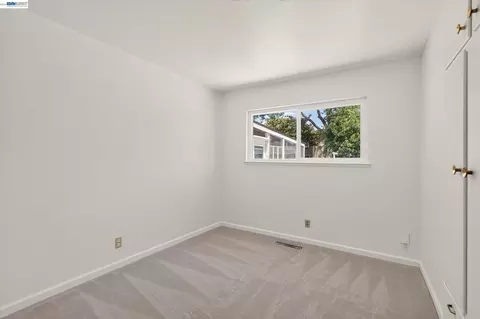 Bedroom - 36740 Theta Ct, Fremont, CA 94536 photo 5 of 7