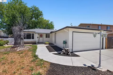 Exterior - 36740 Theta Ct, Fremont, CA 94536 photo 2 of 13