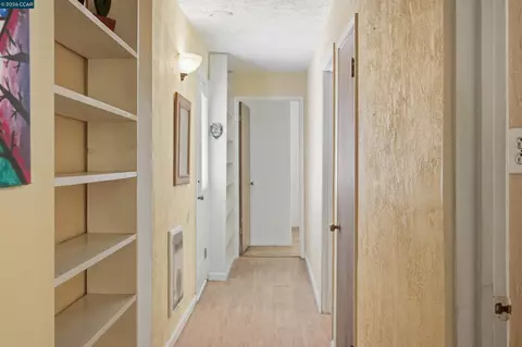 Entry Way - 5249 Olive Dr, Concord, CA 94521 photo 4 of 5