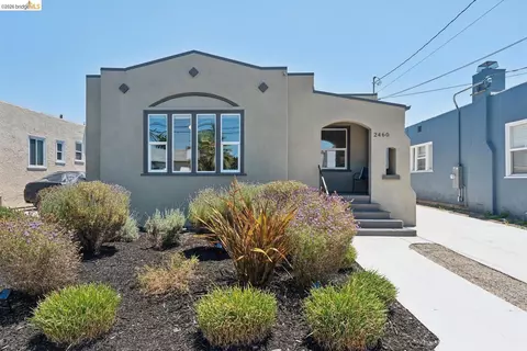 2460 67th Ave, Oakland, CA 94605