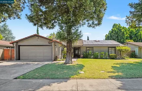 2356 Golden Bear Cir, Stockton, CA 95209