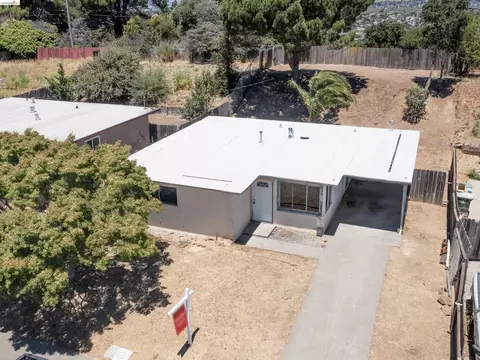 456 La Jolla St, Vallejo, CA 94591 photo 1