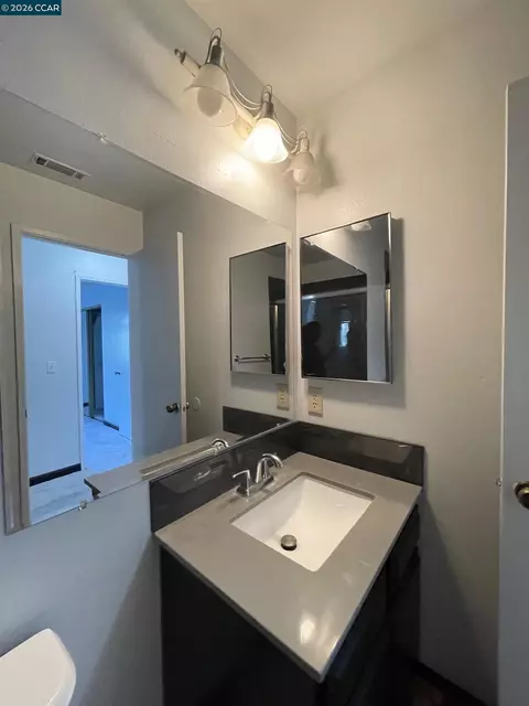 Bath - 150 Pico Pl, Bay Point, CA 94565 photo 1 of 4