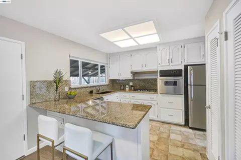 Kitchen - 2333 Darwin St, Hayward, CA 94545 photo 2 of 4