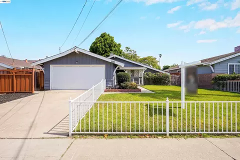 Exterior - 2333 Darwin St, Hayward, CA 94545 photo 1 of 18