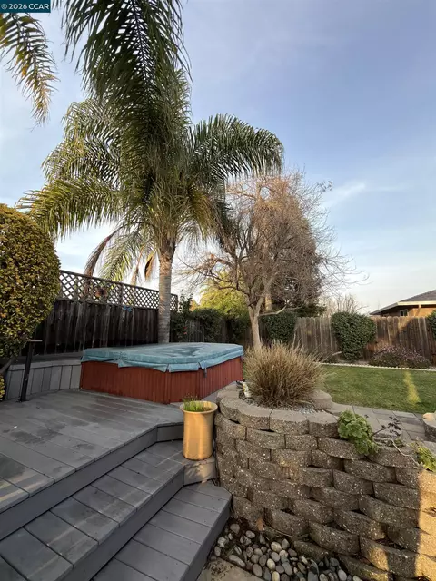 Exterior - 2605 Ryan Rd, Concord, CA 94518 photo 5 of 14