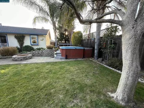 Exterior - 2605 Ryan Rd, Concord, CA 94518 photo 8 of 14