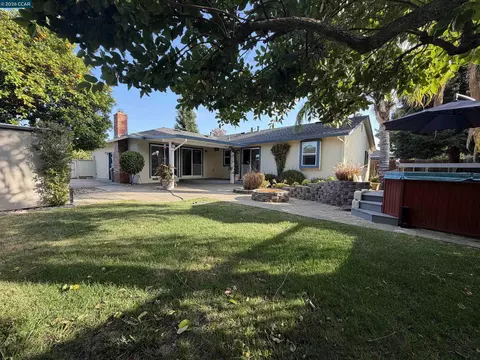 Exterior - 2605 Ryan Rd, Concord, CA 94518 photo 4 of 14