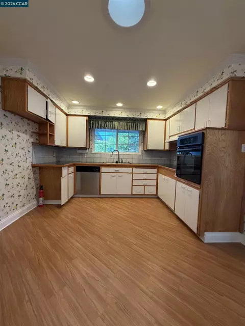 Kitchen - 2605 Ryan Rd, Concord, CA 94518 photo 1 of 3