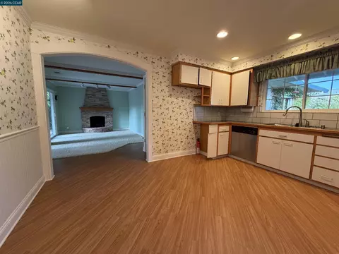 Living - 2605 Ryan Rd, Concord, CA 94518 photo 4 of 5