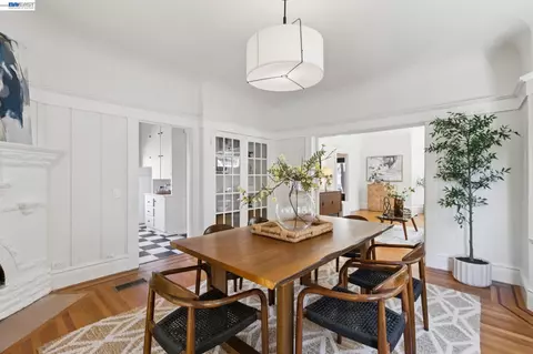 Dining - 2607 Alcatraz Ave, Berkeley, CA 94705 photo 5 of 8