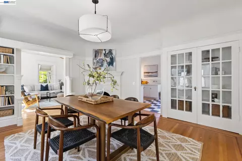 Dining - 2607 Alcatraz Ave, Berkeley, CA 94705 photo 6 of 8