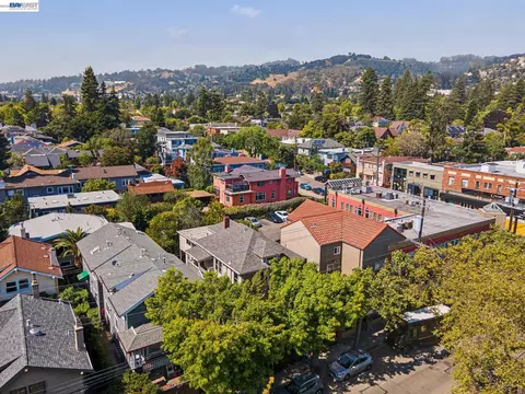 View/Area - 2607 Alcatraz Ave, Berkeley, CA 94705 photo 1 of 4