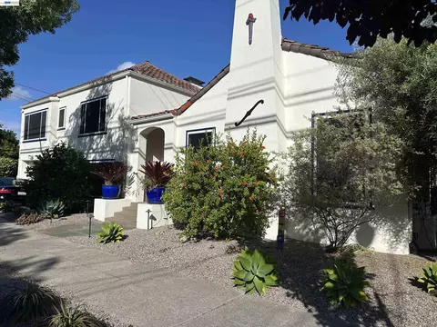 1800 Versailles Ave, Alameda, CA 94501
