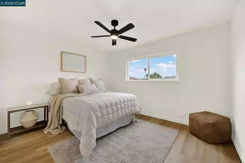 Bedroom - 141 Anderson St, Vallejo, CA 94589 photo 3 of 4