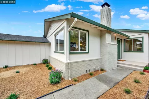 Exterior - 141 Anderson St, Vallejo, CA 94589 photo 3 of 4